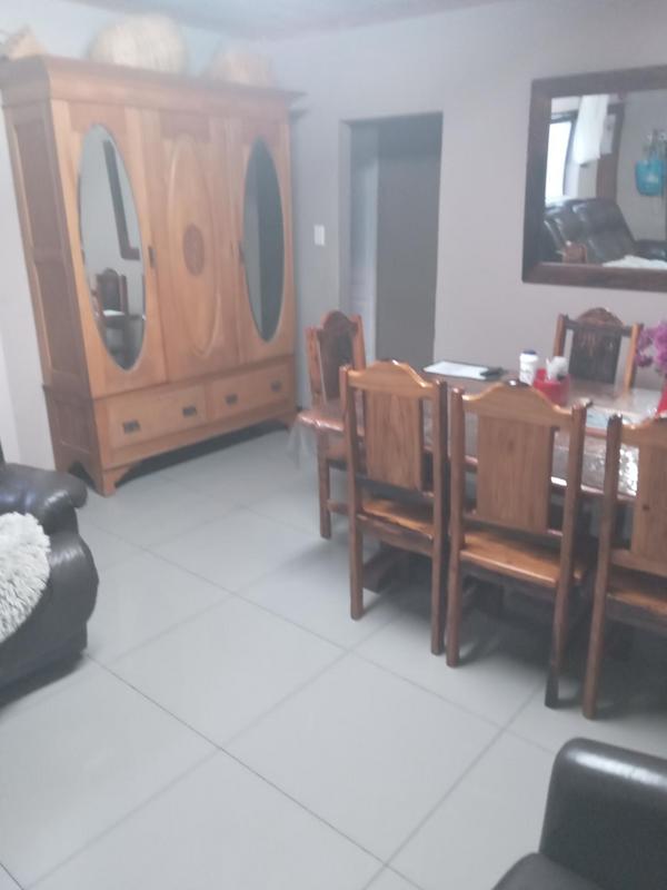 8 Bedroom Property for Sale in Wellington Western Cape